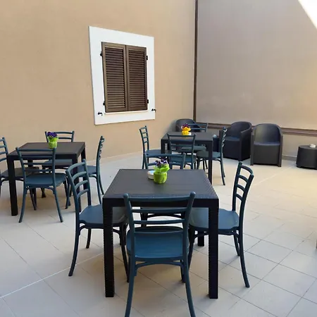 Colle Muzia E Oda ve Kahvaltı 3*